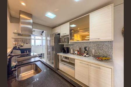 Apartamento à venda com 104m², 3 quartos e 2 vagasCozinha