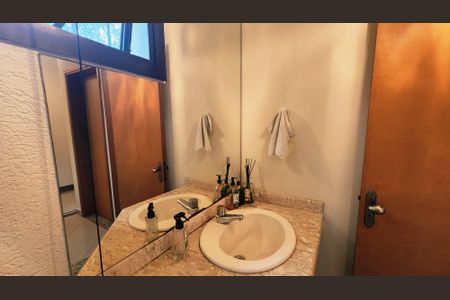 Casa à venda com 273m², 3 quartos e 3 vagasLavabo