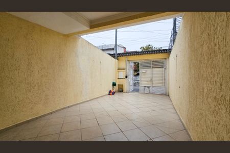 Casa à venda com 110m², 3 quartos e 2 vagas Casa à venda com 110m², 3 quartos e 2 vagasQuintal