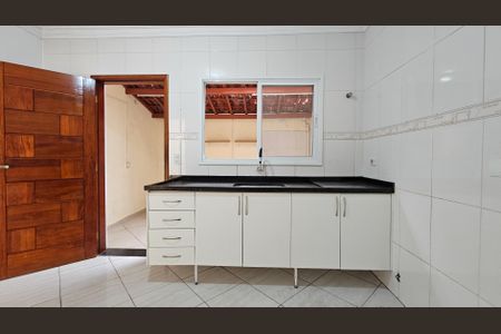 Casa à venda com 110m², 3 quartos e 2 vagas Casa à venda com 110m², 3 quartos e 2 vagasCozinha