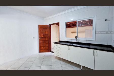 Casa à venda com 110m², 3 quartos e 2 vagas Casa à venda com 110m², 3 quartos e 2 vagasCozinha