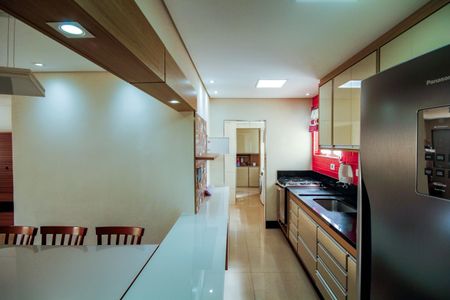 Apartamento à venda com 85m², 2 quartos e 1 vagaCozinha