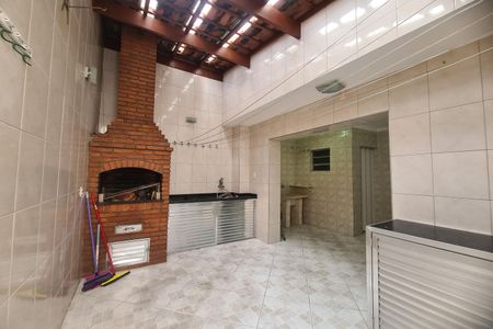 Casa à venda com 96m², 3 quartos e 2 vagasÁrea Externa