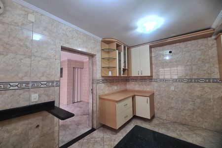 Casa à venda com 96m², 3 quartos e 2 vagasCozinha