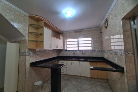 Casa à venda com 96m², 3 quartos e 2 vagasCozinha