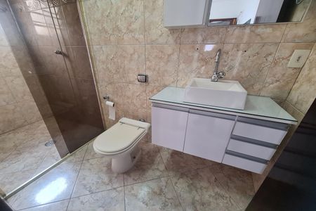 Casa à venda com 96m², 3 quartos e 2 vagasBanheiro da Suíte