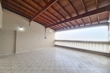 Casa à venda com 96m², 3 quartos e 2 vagasÁrea Externa