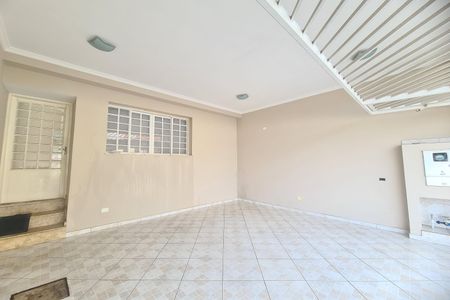 Casa à venda com 96m², 3 quartos e 2 vagasGaragem