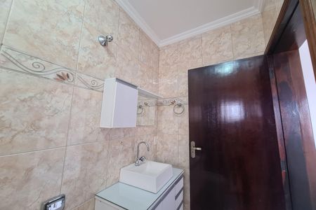 Casa à venda com 96m², 3 quartos e 2 vagasBanheiro da Suíte
