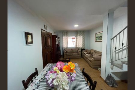 Sala de casa para alugar com 2 quartos, 150m² em Jardim Arpoador, São Paulo