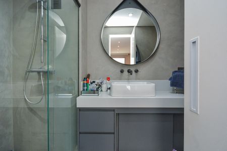 Apartamento à venda com 70m², 2 quartos e 2 vagas Apartamento à venda com 70m², 2 quartos e 2 vagasBanheiro