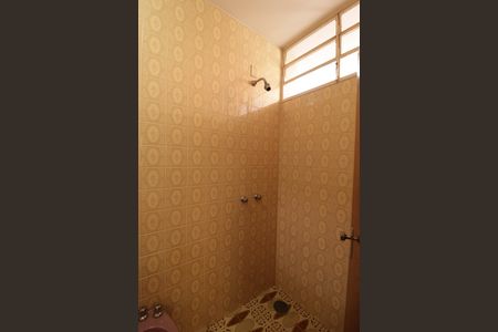 Casa à venda com 302m², 4 quartos e 3 vagasBanheiro do Quarto 3