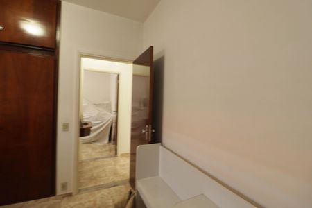 Casa à venda com 302m², 4 quartos e 3 vagasQuarto 2