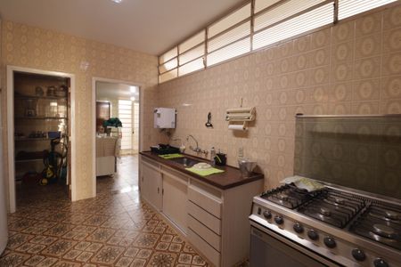 Casa à venda com 302m², 4 quartos e 3 vagasCozinha