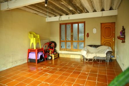 Casa à venda com 160m², 3 quartos e 2 vagasGaragem