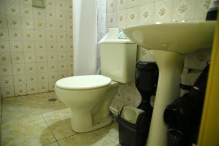 Casa à venda com 160m², 3 quartos e 2 vagasBanheiro - Edícula 