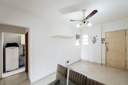 Sala de apartamento para alugar com 2 quartos, 64m² em José Menino, Santos