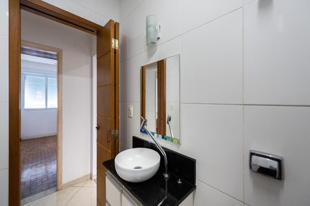 Apartamento para alugar com 64m², 2 quartos e 2 vagas Apartamento para alugar com 64m², 2 quartos e 2 vagasBanheiro