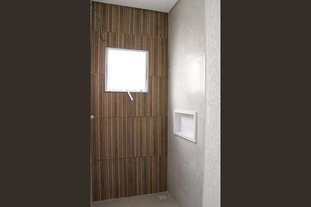 Banheiro de kitnet/studio para alugar com 1 quarto, 26m² em Vila Regente Feijó, São Paulo