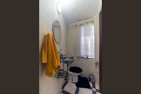 Casa à venda com 277m², 4 quartos e 5 vagasLavabo