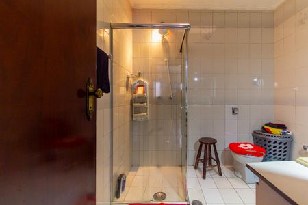 Casa à venda com 277m², 4 quartos e 5 vagasBanheiro 2