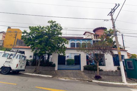 Casa à venda com 277m², 4 quartos e 5 vagasFachada