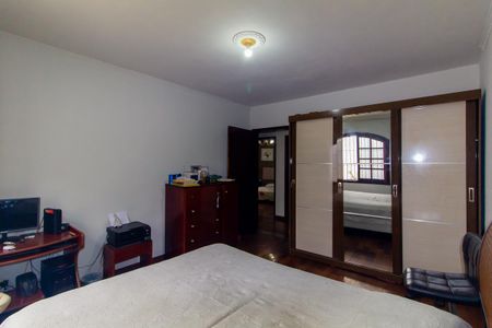 Casa à venda com 277m², 4 quartos e 5 vagasQuarto 3