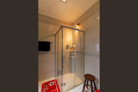 Casa à venda com 277m², 4 quartos e 5 vagasBanheiro 2