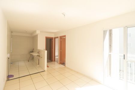 Sala de apartamento para alugar com 2 quartos, 40m² em Guaratiba, Rio de Janeiro
