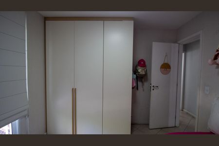 Casa de condomínio à venda com 170m², 4 quartos e 3 vagasQuarto 2