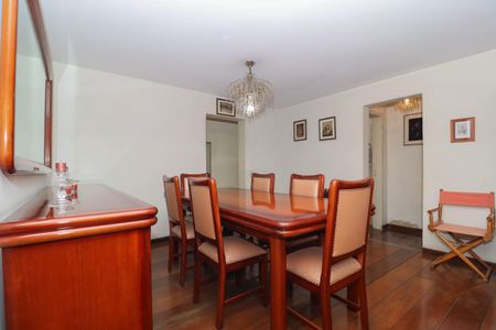 Apartamento à venda com 147m², 4 quartos e 2 vagasSala