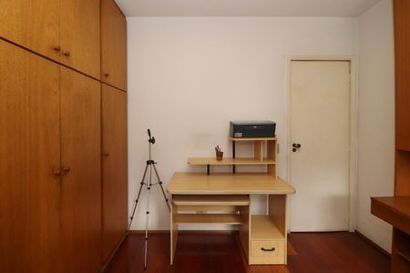 Apartamento à venda com 147m², 4 quartos e 2 vagasQuarto 1