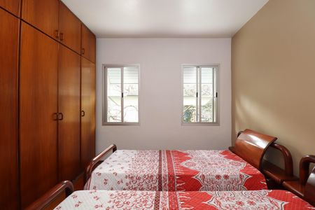 Apartamento à venda com 147m², 4 quartos e 2 vagasQuarto 2