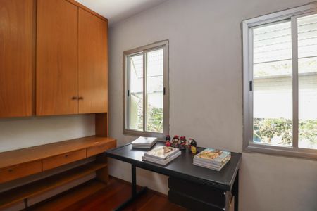 Apartamento à venda com 147m², 4 quartos e 2 vagasQuarto 1