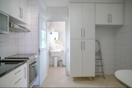 Apartamento para alugar com 93m², 3 quartos e 2 vagasCozinha