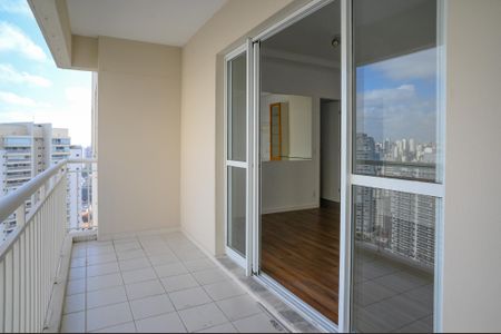 Apartamento para alugar com 93m², 3 quartos e 2 vagasVaranda
