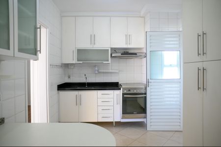 Apartamento para alugar com 93m², 3 quartos e 2 vagasCozinha