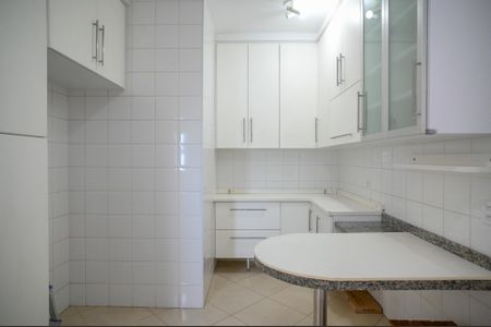 Apartamento para alugar com 93m², 3 quartos e 2 vagasCozinha