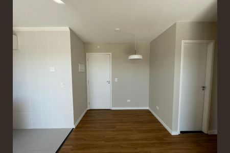 Sala de apartamento para alugar com 2 quartos, 43m² em Jardim da Gloria, Cotia