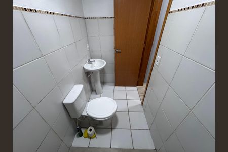 Apartamento à venda com 54m², 2 quartos e 1 vagaBanheiro Social