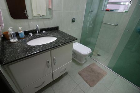 Banheiro de apartamento à venda com 2 quartos, 76m² em Vila Campesina, Osasco