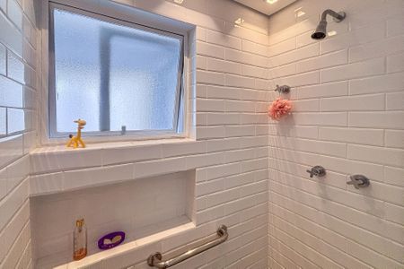 Apartamento para alugar com 100m², 3 quartos e 1 vaga Apartamento para alugar com 100m², 3 quartos e 1 vagaBanheiro