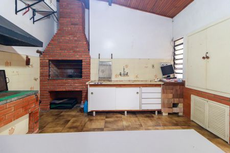 Casa à venda com 120m², 4 quartos e 3 vagasChurrasqueira