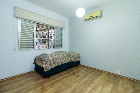 Casa à venda com 120m², 4 quartos e 3 vagasSuíte 1