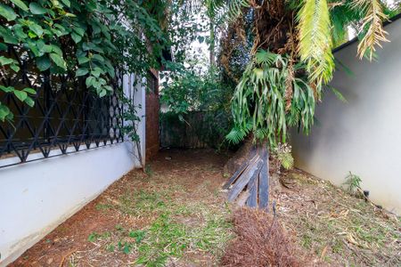 Casa à venda com 120m², 4 quartos e 3 vagasQuintal