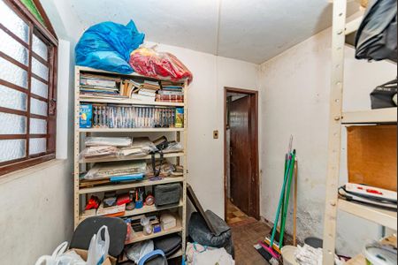 Casa à venda com 240m², 5 quartos e 4 vagas Casa à venda com 240m², 5 quartos e 4 vagasQuarto de Serviço