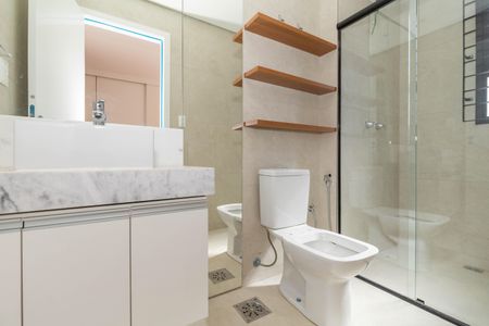Apartamento à venda com 93m², 2 quartos e 2 vagas Apartamento à venda com 93m², 2 quartos e 2 vagasBanheiro Social