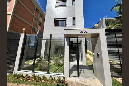 Apartamento à venda com 93m², 2 quartos e 2 vagas Apartamento à venda com 93m², 2 quartos e 2 vagasFachada