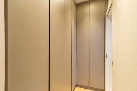 Casa de condomínio à venda com 280m², 3 quartos e 4 vagasQuarto Suíte 2