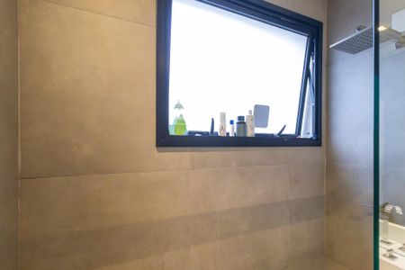 Casa de condomínio à venda com 280m², 3 quartos e 4 vagasBanheiro Suíte